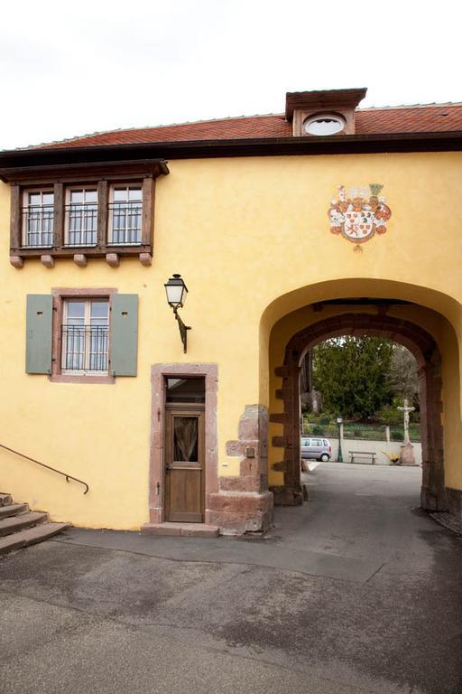 Porte Des Pucelles Villa Ribeauvillé Rom bilde